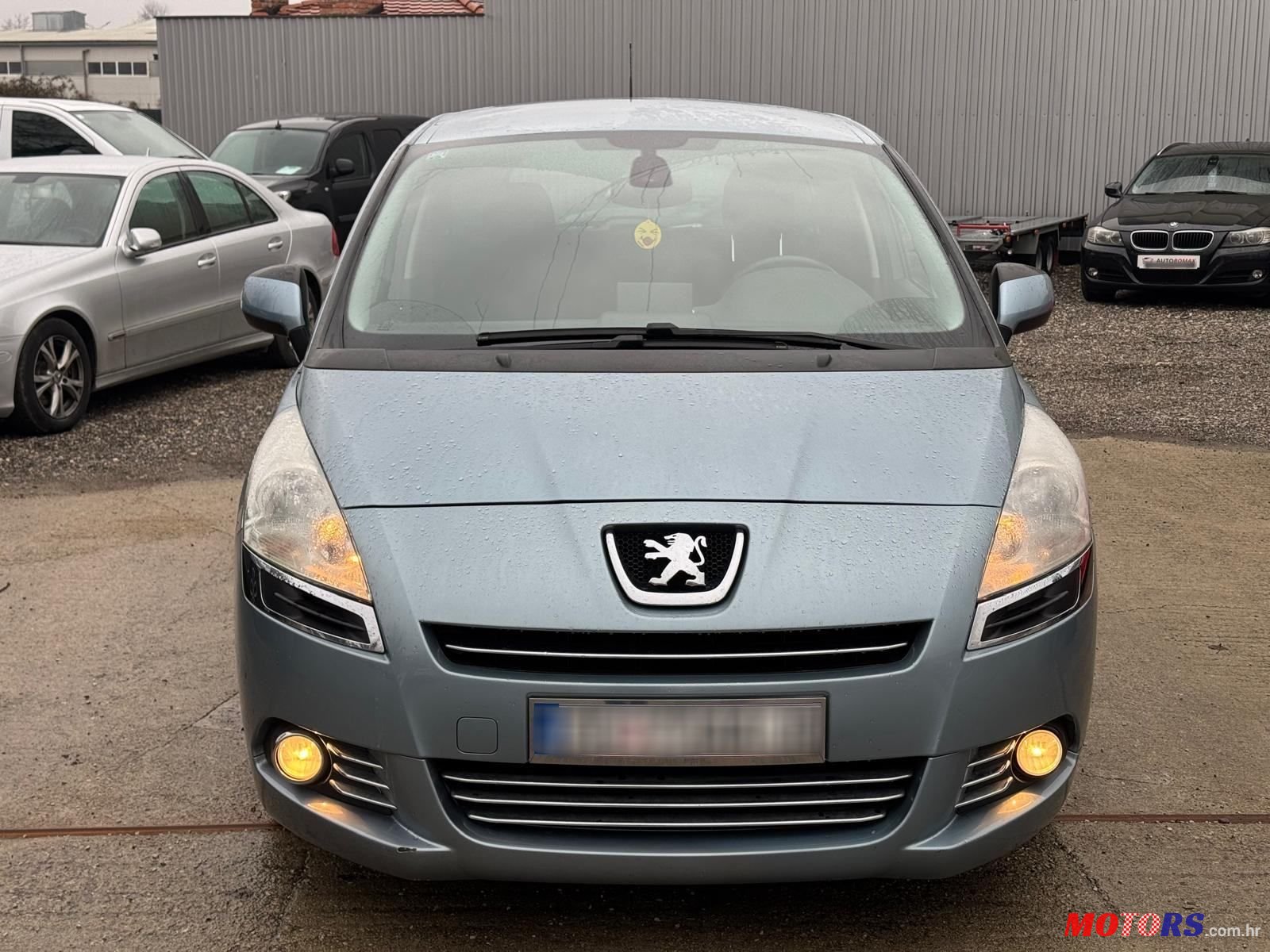 2010' Peugeot 5008 1,6 Hdi photo #2