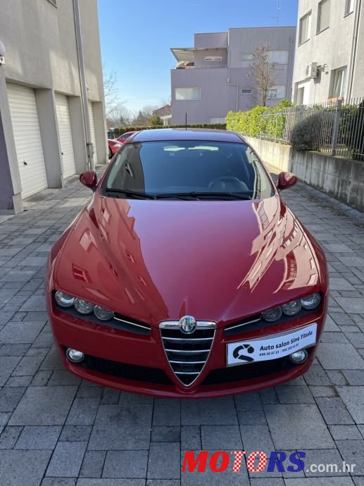 2010' Alfa Romeo 159 Sw photo #2
