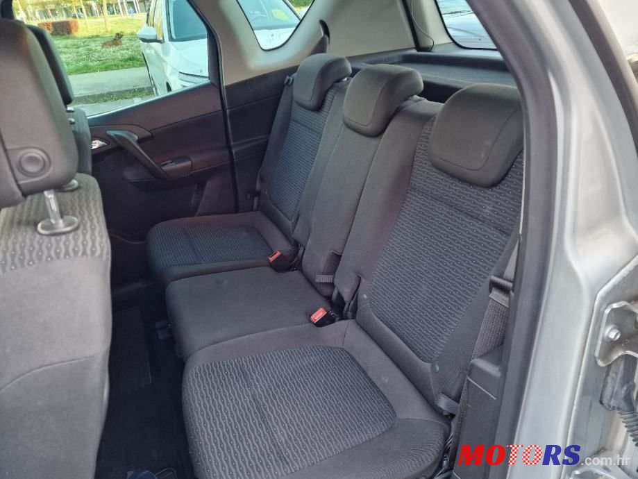 2017' Opel Meriva photo #3