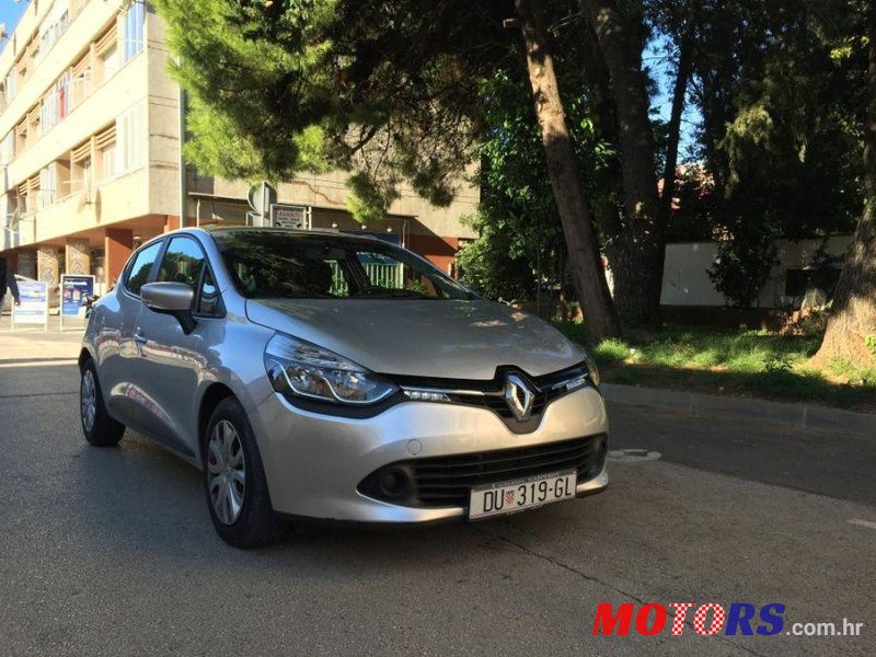 2015' Renault Clio 1,2 16V photo #2