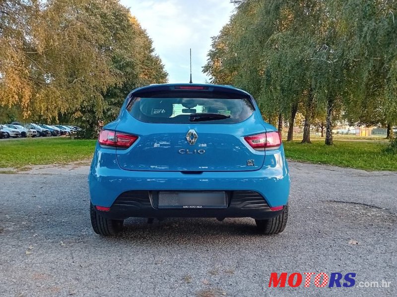 2015' Renault Clio Dci 90 Edc photo #5