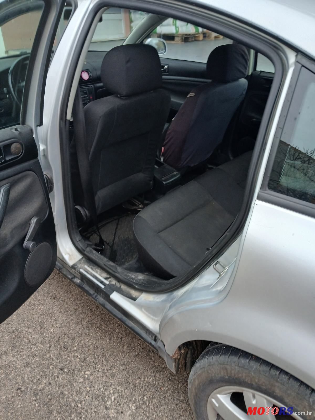 2004' Volkswagen Passat 1,9 Tdi photo #3