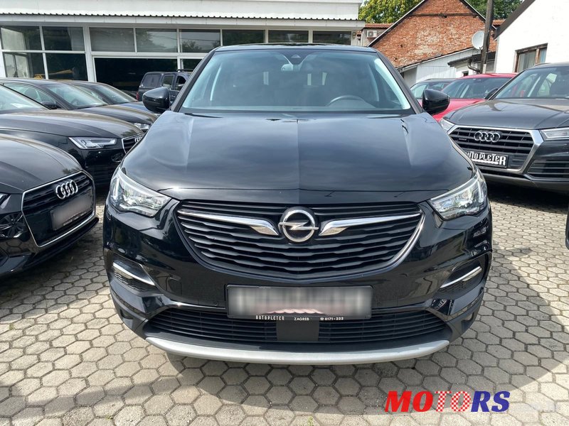 2020' Opel Grandland 2,0 photo #2