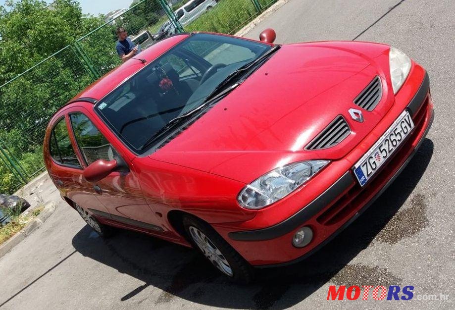 2002' Renault Megane 1,4 16V photo #1