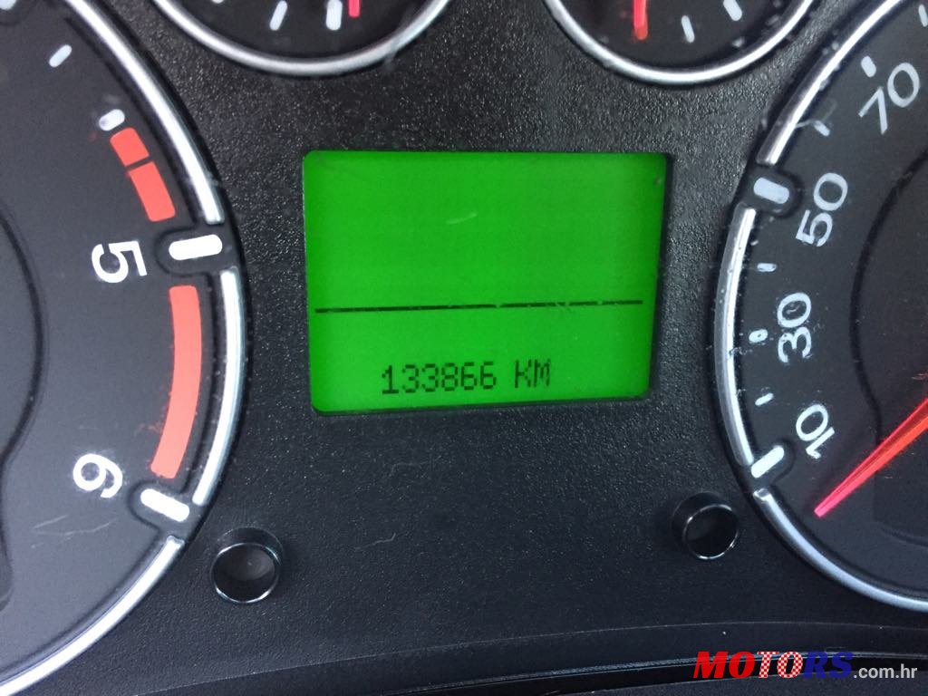 2008' Ford Fiesta photo #5