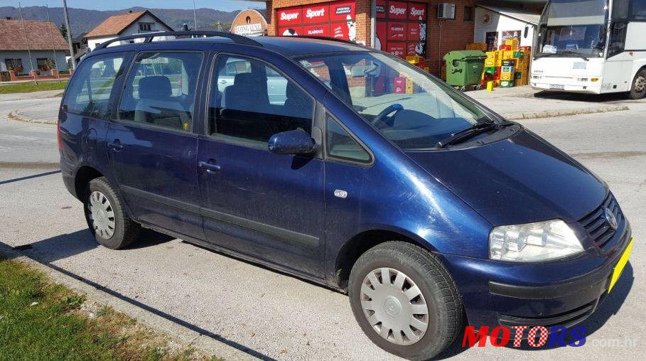 2001' Volkswagen Sharan 1,9 Tdi photo #1