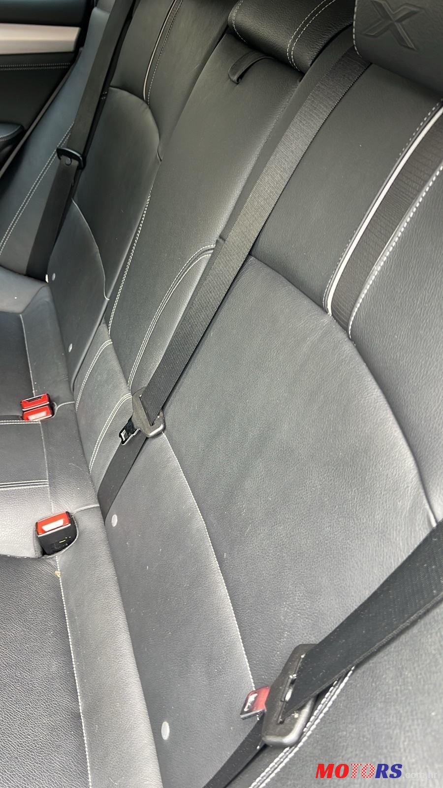 2017' BMW X1 18D photo #3