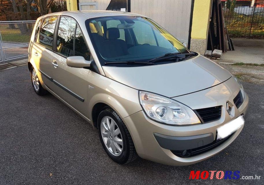 2007' Renault Megane Scenic 1.9 Dci photo #1
