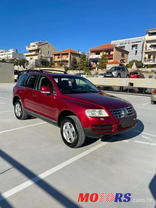 2004' Volkswagen Touareg V6 3,2 photo #5