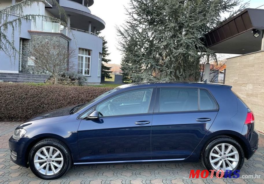 2015' Volkswagen Golf 7 1,6 Tdi Bmt photo #1