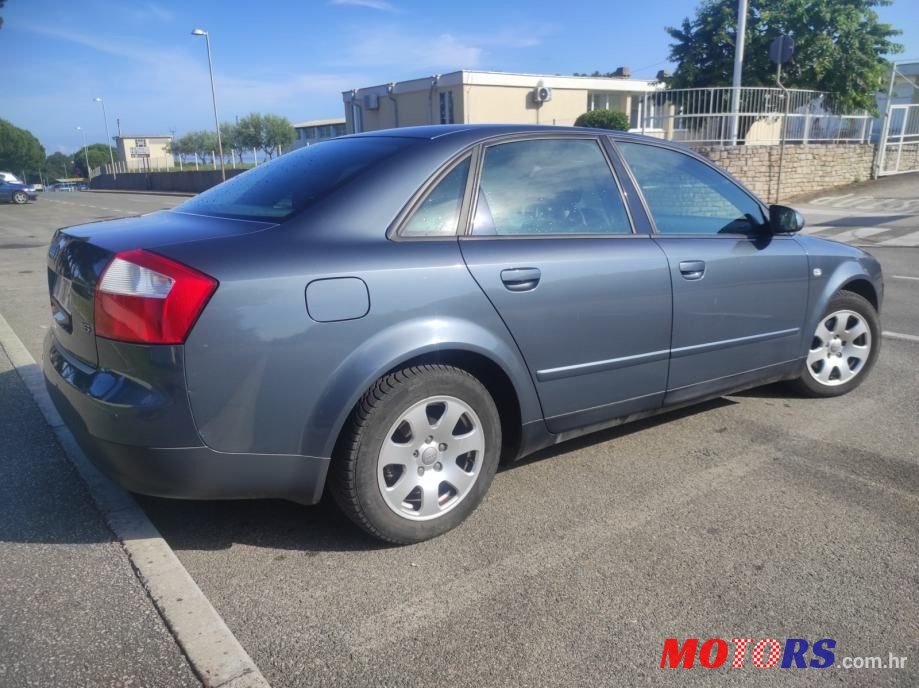 2002' Audi A4 1,6 photo #6