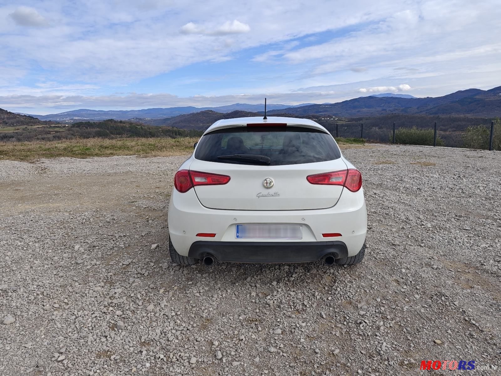 2011' Alfa Romeo Giulietta 2,0 D. N. A photo #3