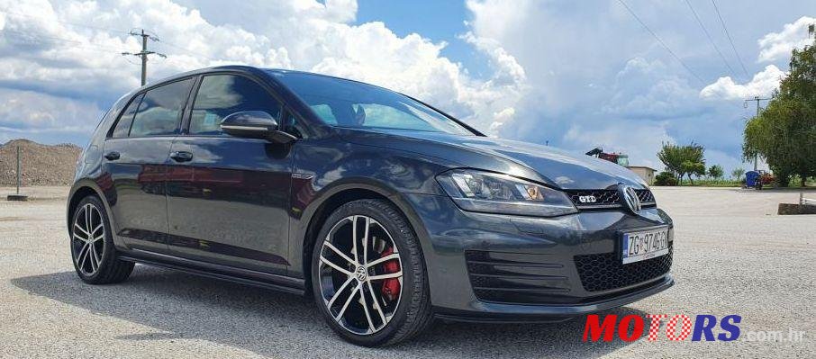 2014' Volkswagen Golf VII 2.0 Gtd photo #1