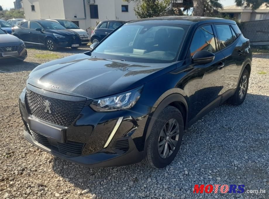 2021' Peugeot 2008 1,2 Puretech photo #2