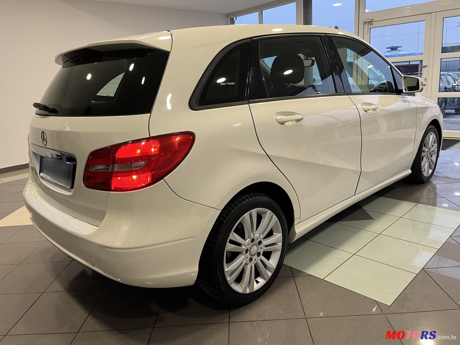 2014' Mercedes-Benz B-Klasa 180 Cdi photo #6