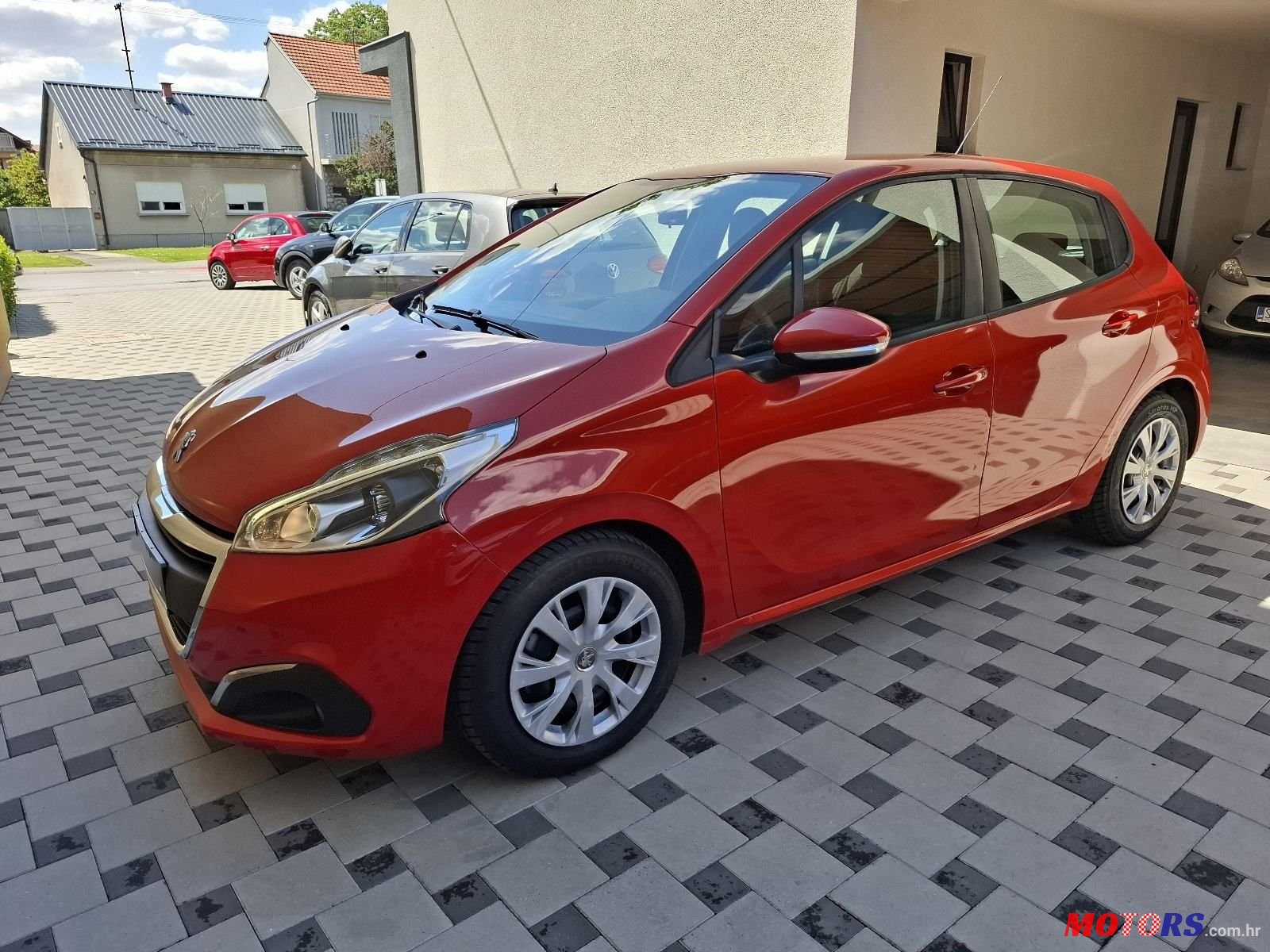2016' Peugeot 208 1,2 Puretech photo #1