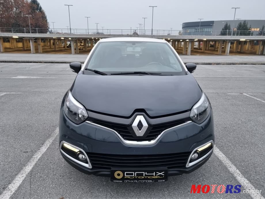 2016' Renault Captur photo #1