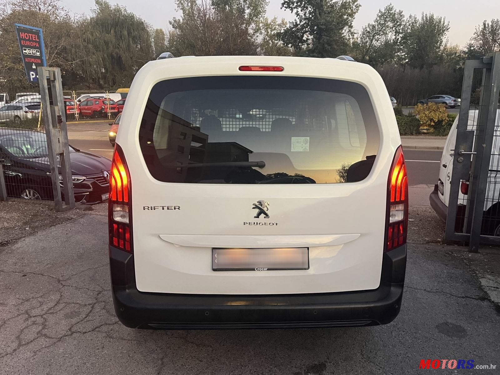 2019' Peugeot Rifter 1,5 Bluehdi photo #5