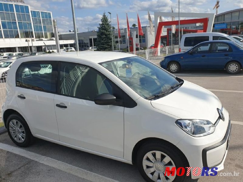 2017' Volkswagen Up! 1,0 photo #2