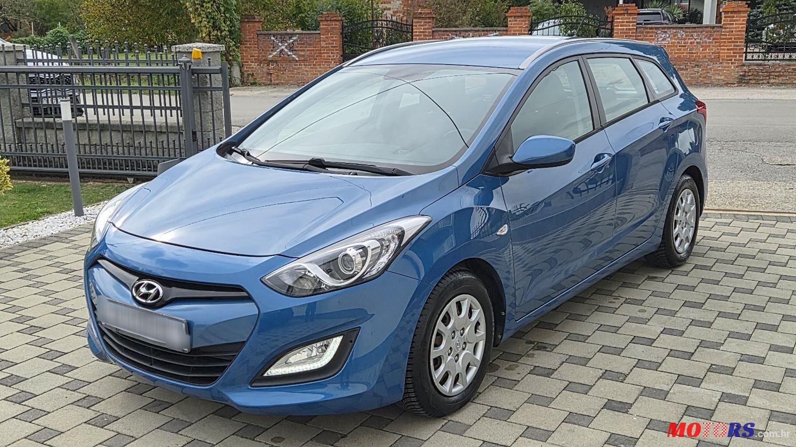2013' Hyundai i30 Cw 1,4 photo #1