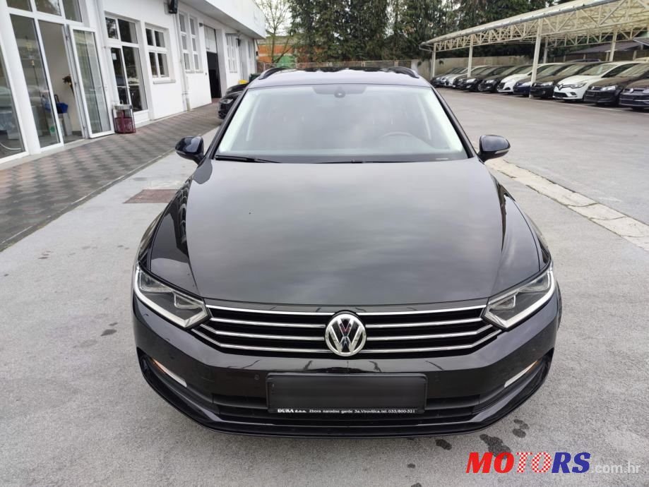 2015' Volkswagen Passat photo #4