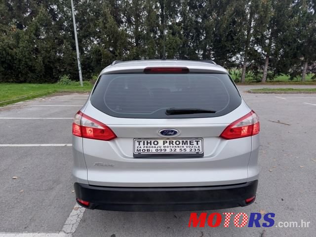 2013' Ford Focus Karavan photo #5