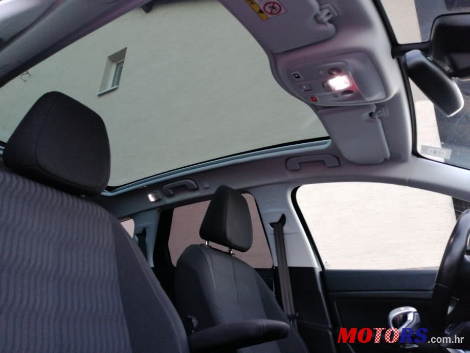 2014' Peugeot 308 Sw photo #3