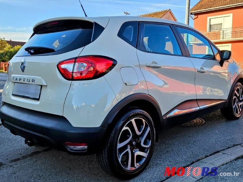 2014' Renault Captur Dci 90 photo #5