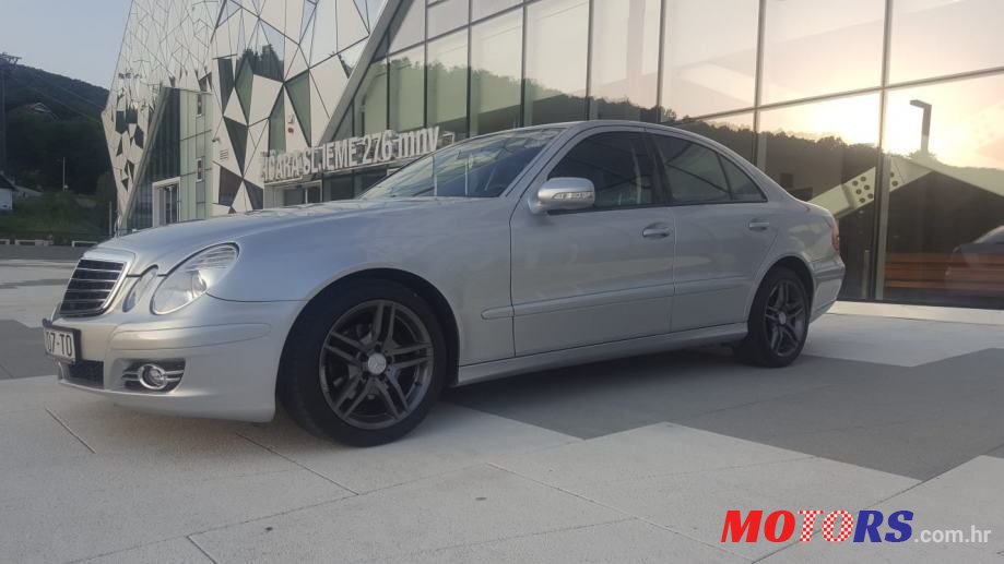 2008' Mercedes-Benz E-Klasa 200 Cdi photo #2