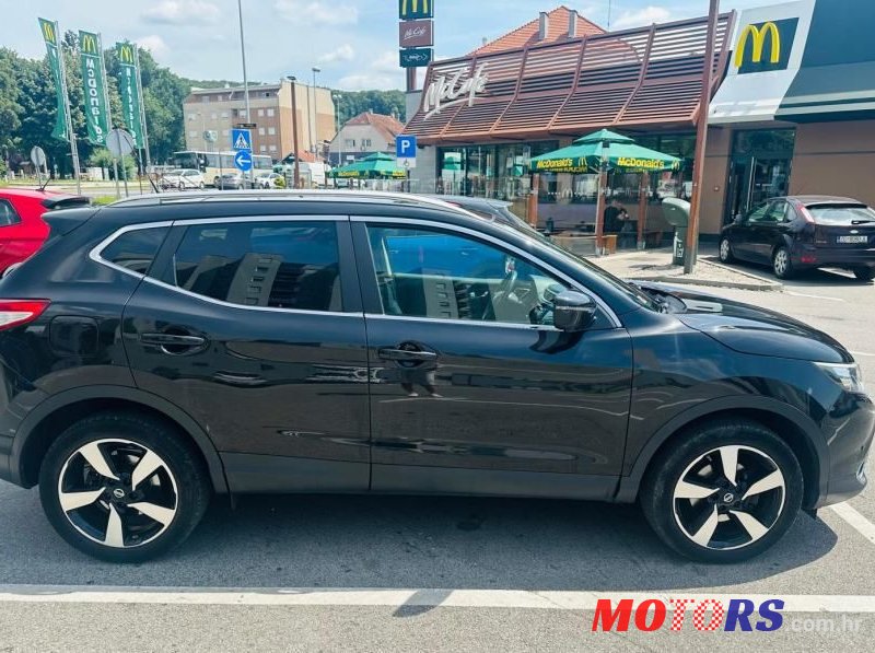 2015' Nissan Qashqai 1,6 Dci 360° photo #6