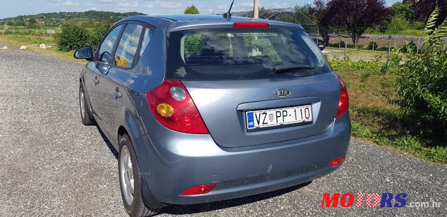 2007' Kia Ceed 1,6 Crdi Ex photo #5