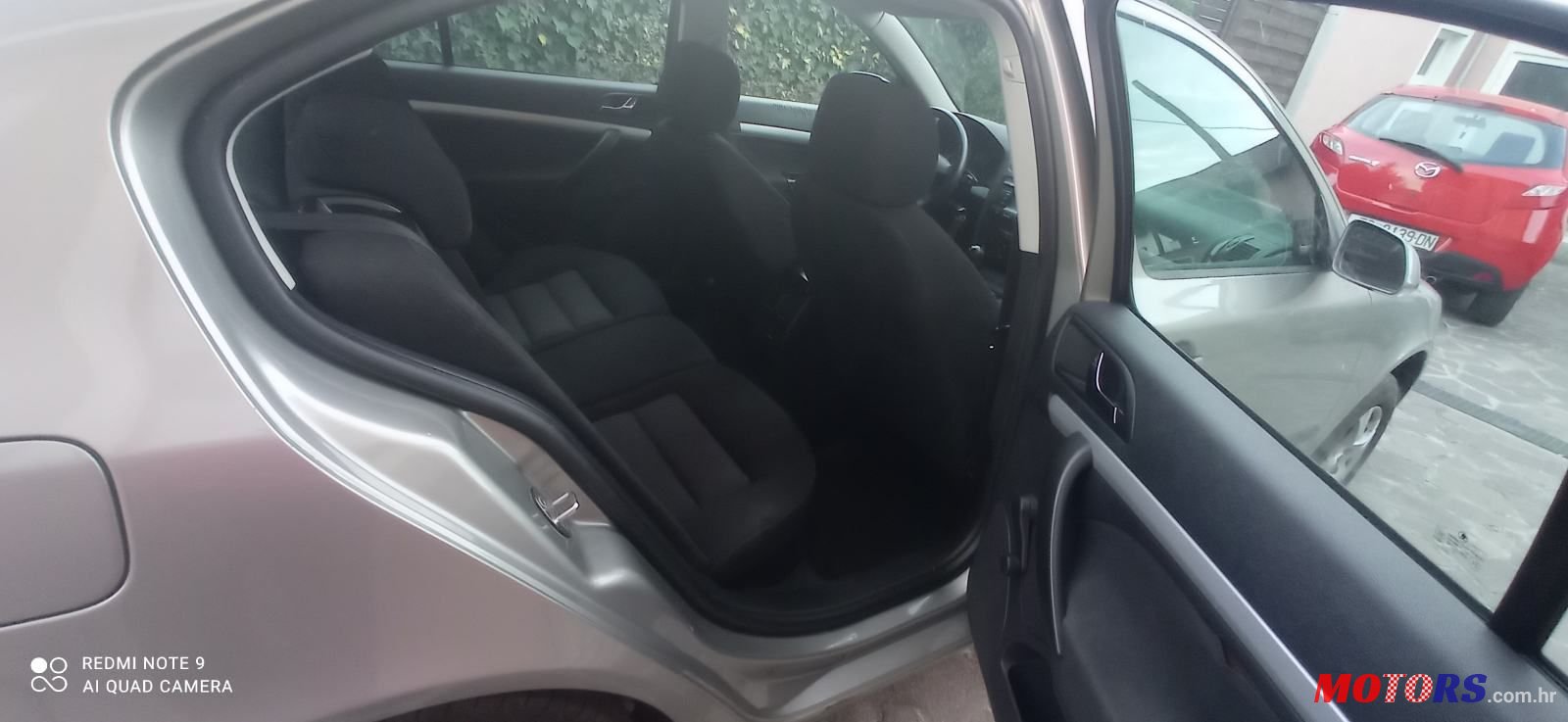 2008' Skoda Octavia 1.6Mpi photo #3