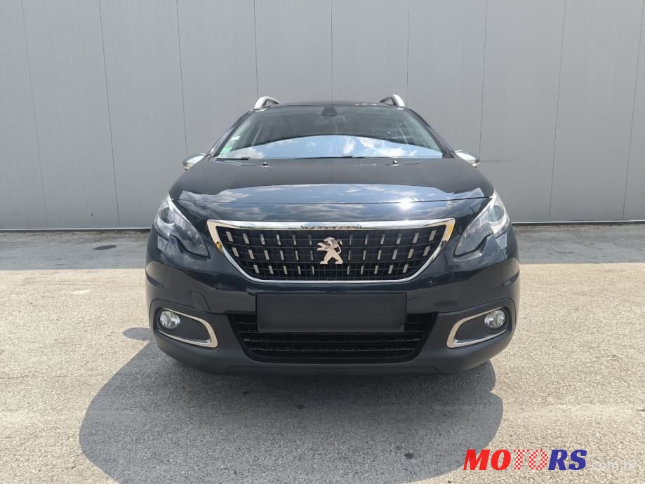 2018' Peugeot 2008 1,2 Puretech photo #6