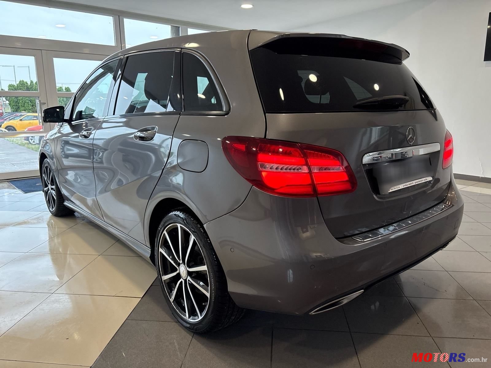 2016' Mercedes-Benz B-Klasa 180 D photo #3