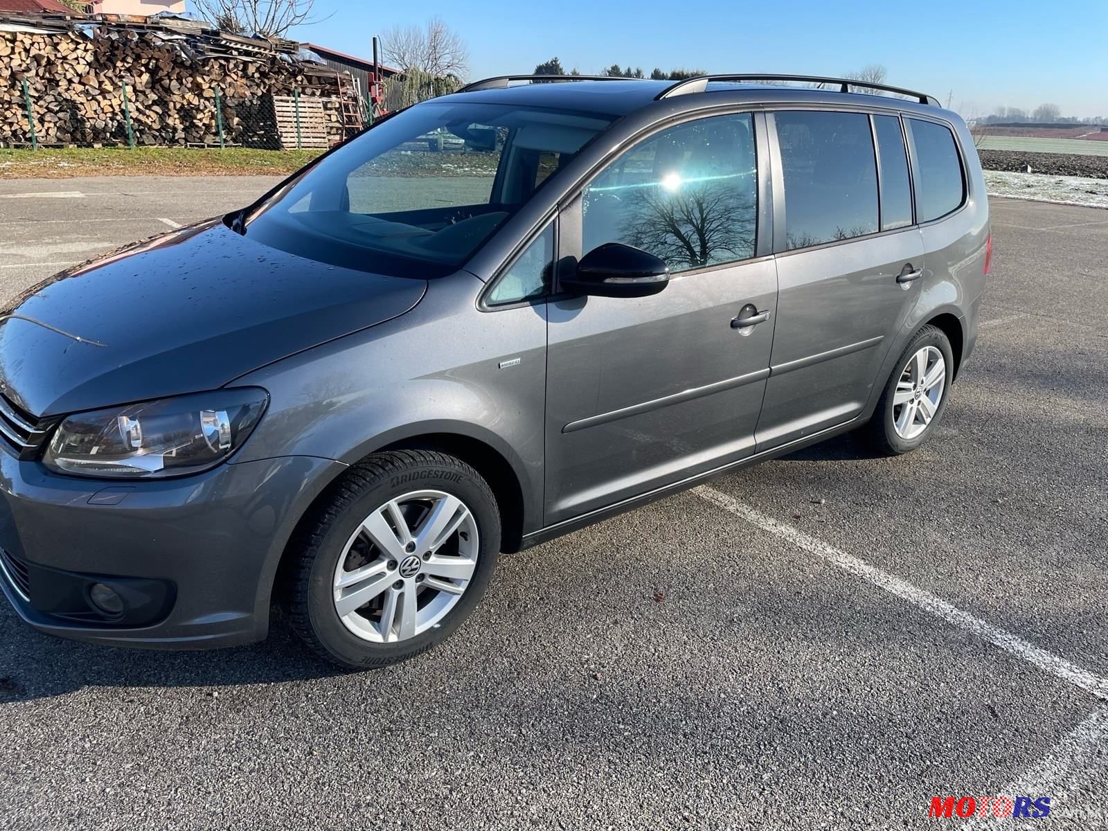 2012' Volkswagen Touran 2,0 Tdi photo #2
