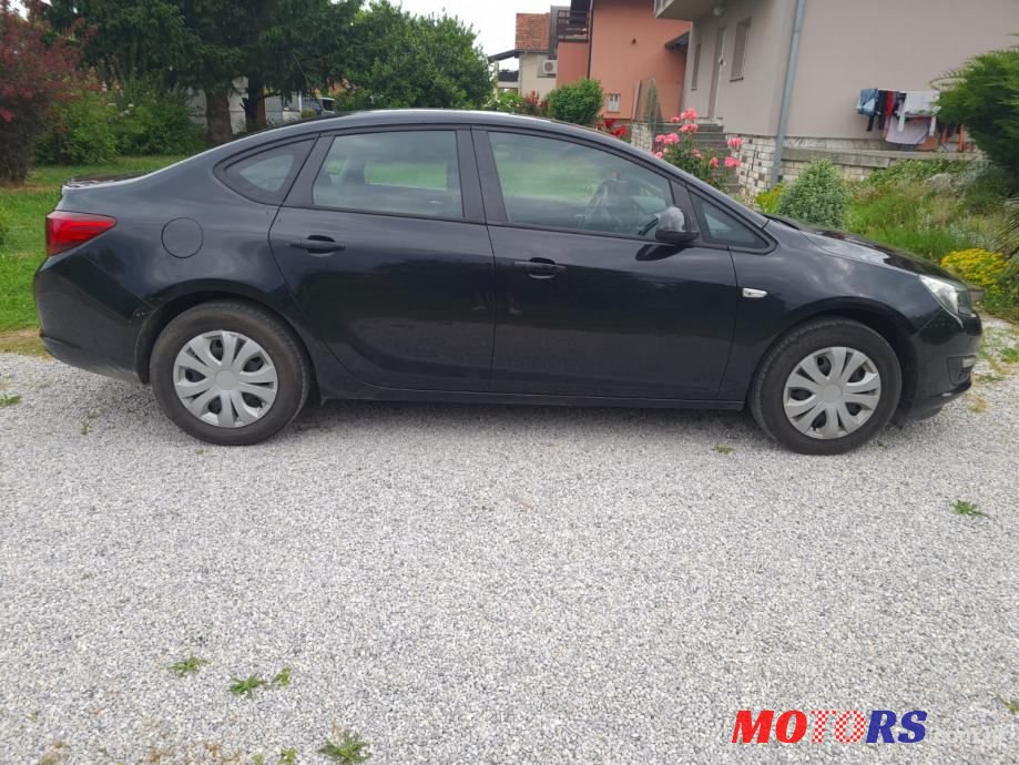 2016' Opel Astra 1,6 Cdti photo #3