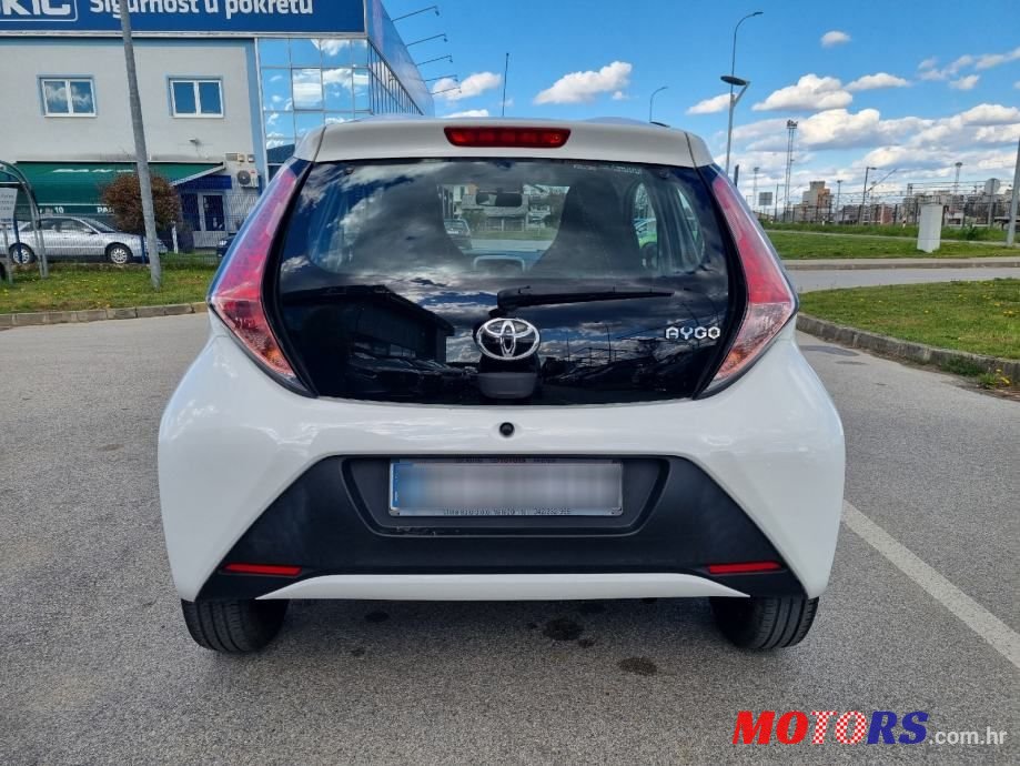 2017' Toyota Aygo 1,0 Vvt-I photo #6