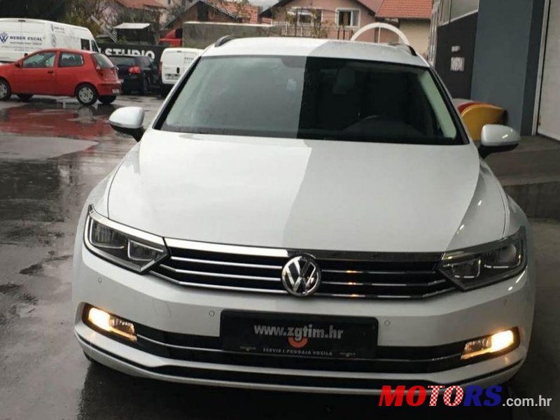 2015' Volkswagen Passat Variant photo #2