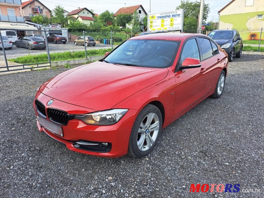 2013' BMW Serija 3 316D photo #1