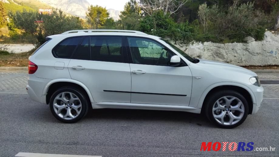 2009' BMW X5 Xdrive35D photo #5