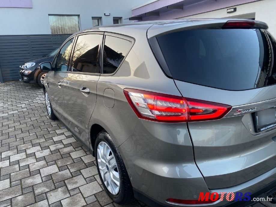 2017' Ford S-Max photo #5