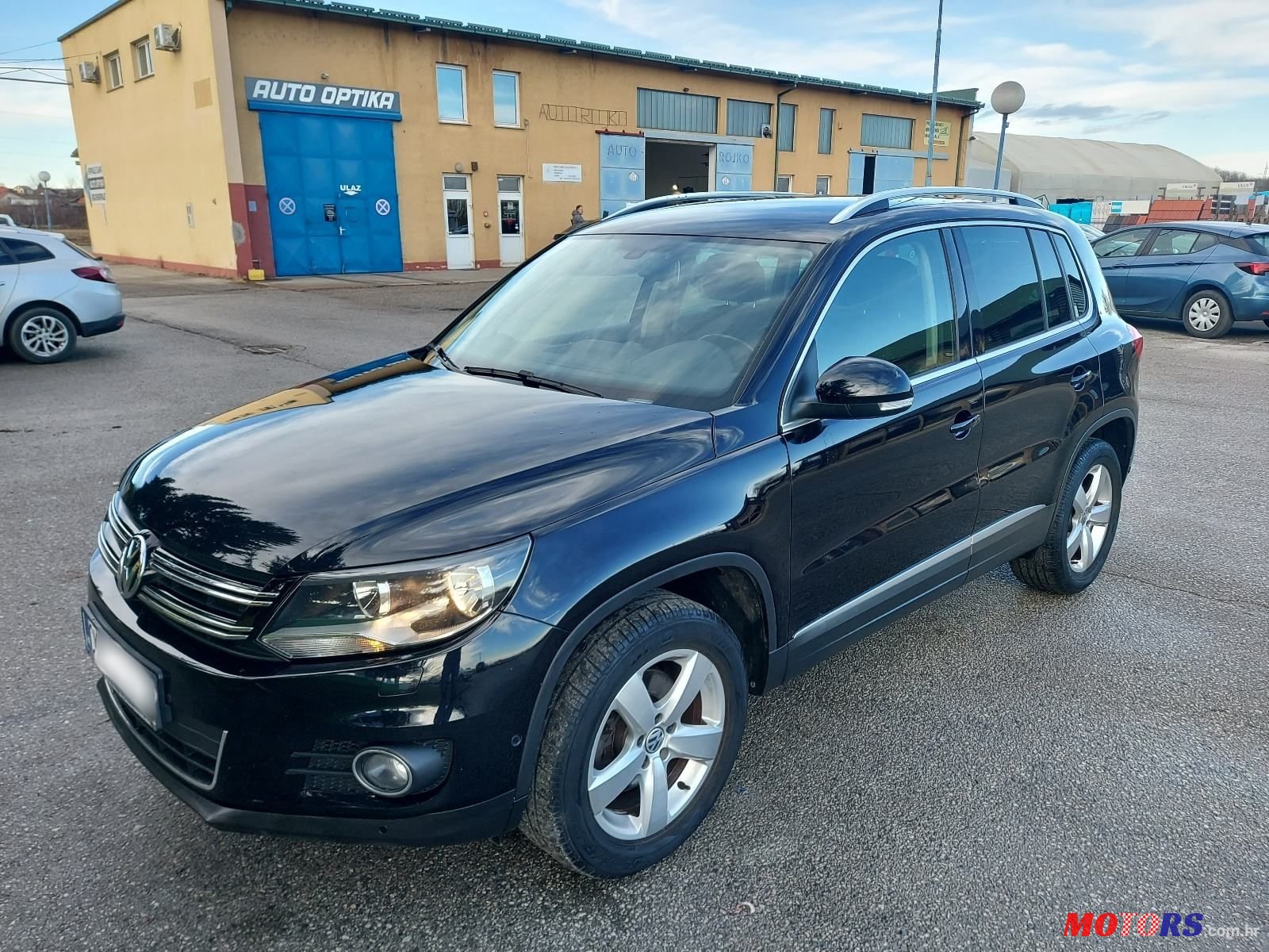 2013' Volkswagen Tiguan photo #2