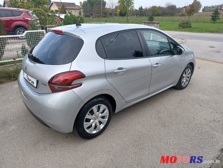 2016' Peugeot 208 photo #4