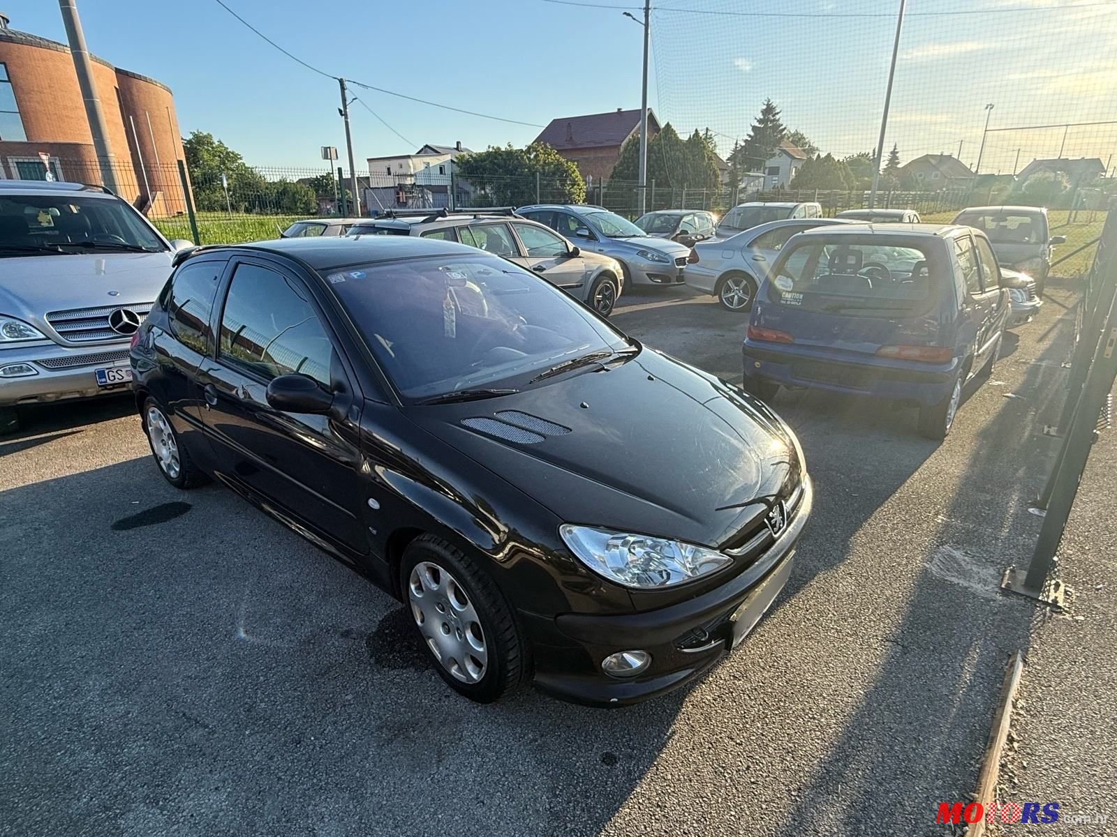 2002' Peugeot 206 206 2,0 Hdi photo #1