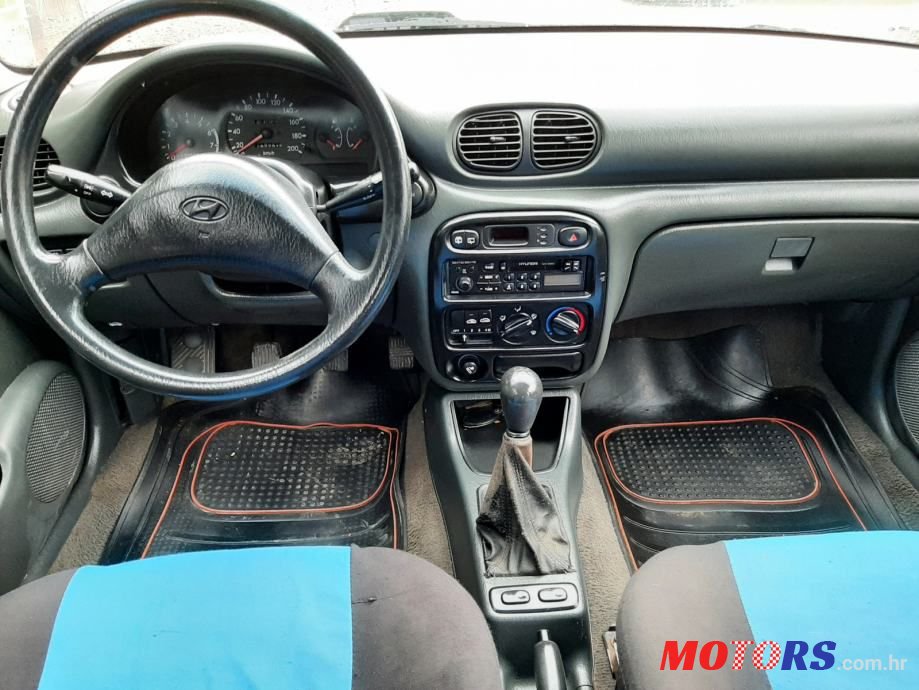 2000' Hyundai Accent 1,5 Glsi photo #6