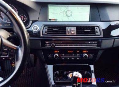 2010' BMW Serija 5 525D photo #1