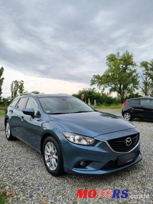 2013' Mazda 6 Sport Combi photo #3
