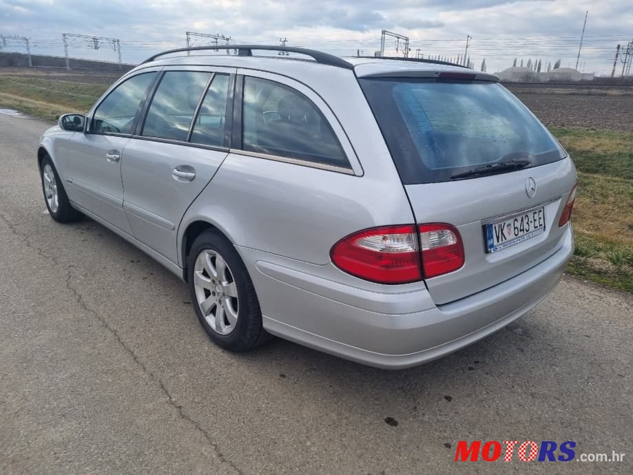 2004' Mercedes-Benz E-Klasa 220 Cdi T photo #6