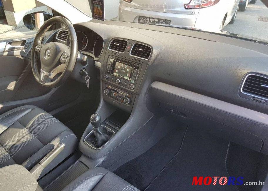 2012' Volkswagen Golf VI 1,6 Tdi photo #2