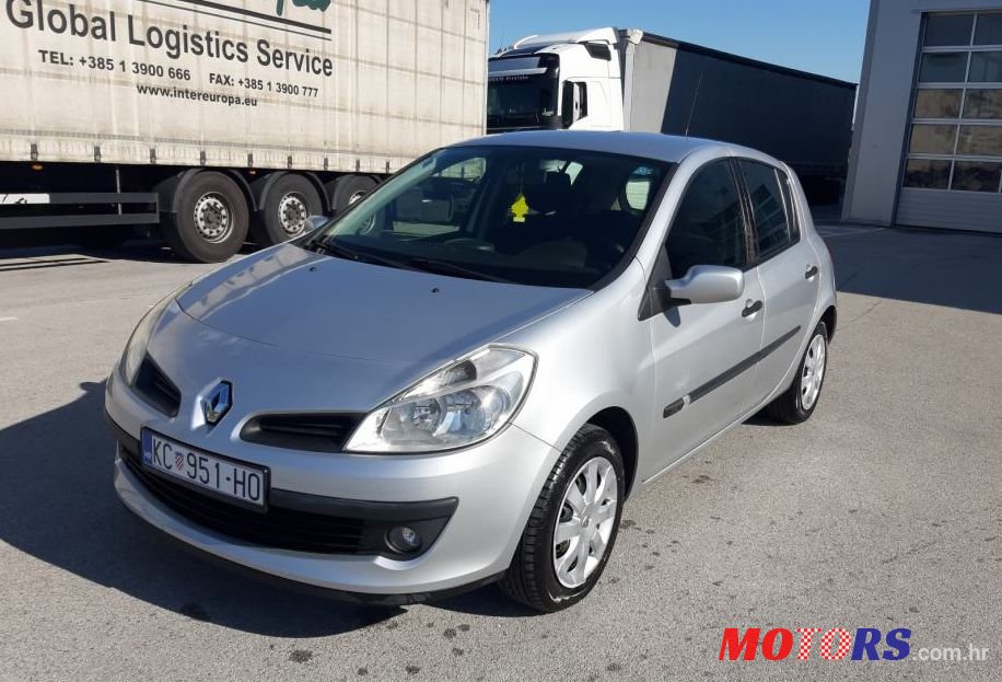 2006' Renault Clio 1,5 Dci photo #1